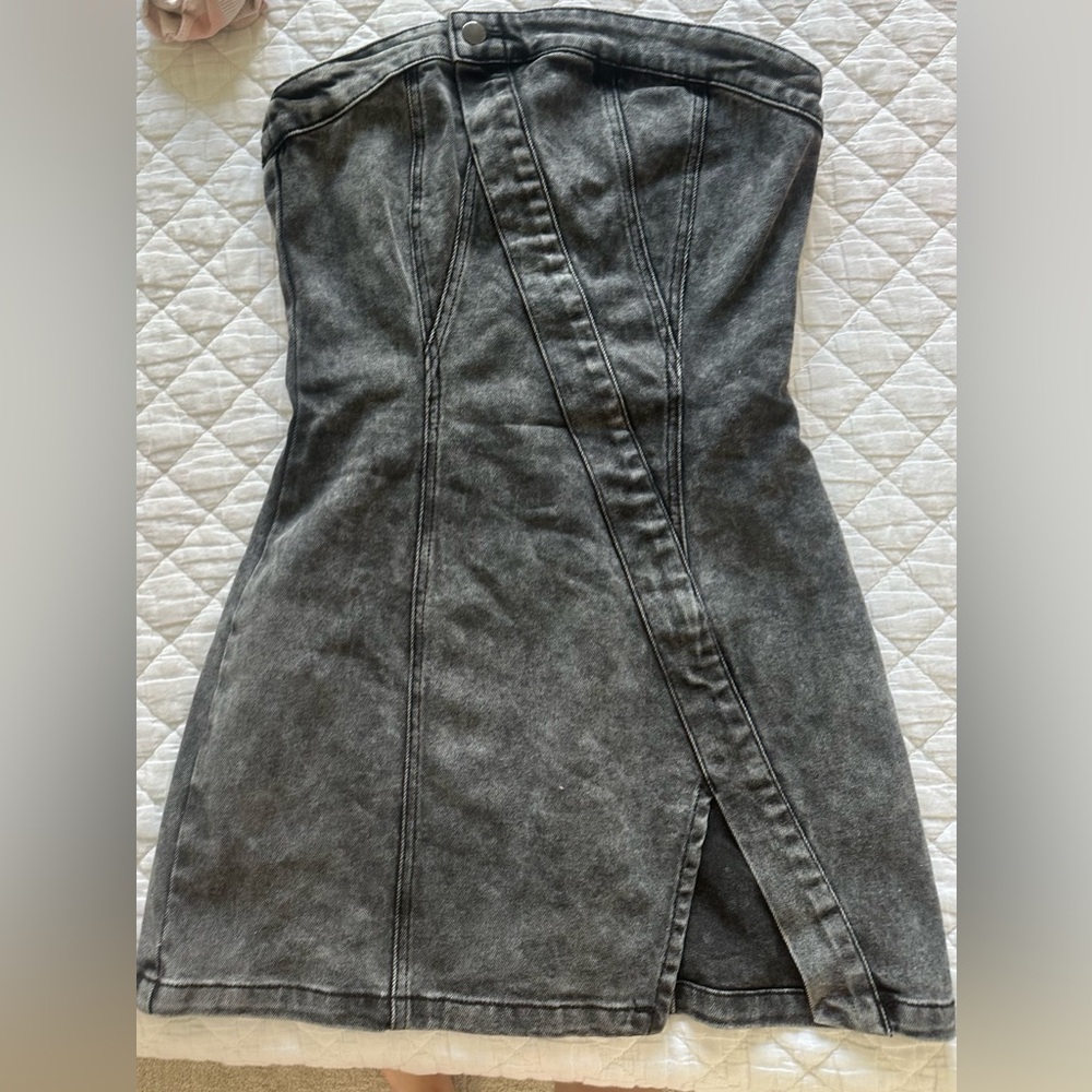 Showpo Strapless Asymmetrical Denim Dress Showpo Allisyn Mini Dress in Size 6 - Picture 2 of 5